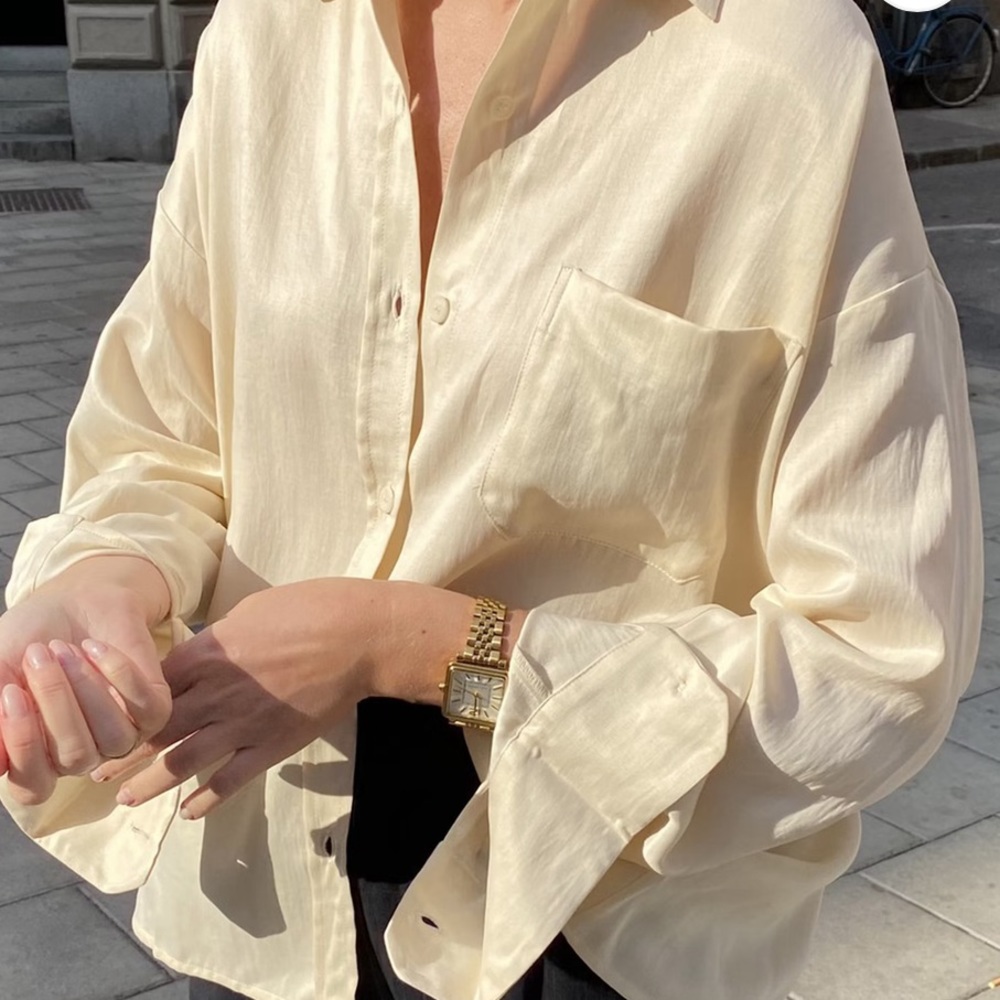 DJERF AVENUE On the go shirt in oyster 💛🥂